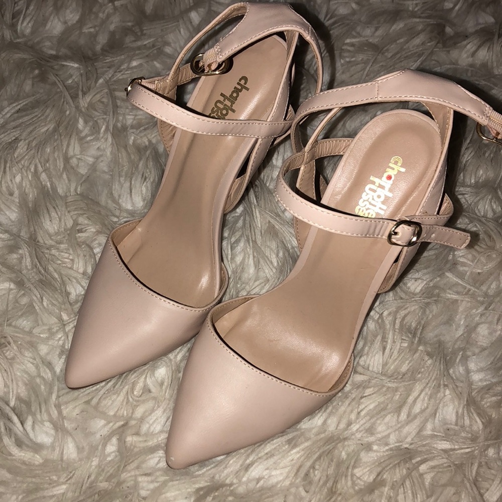 CHARLOTTE RUSSE NUDE HEELS